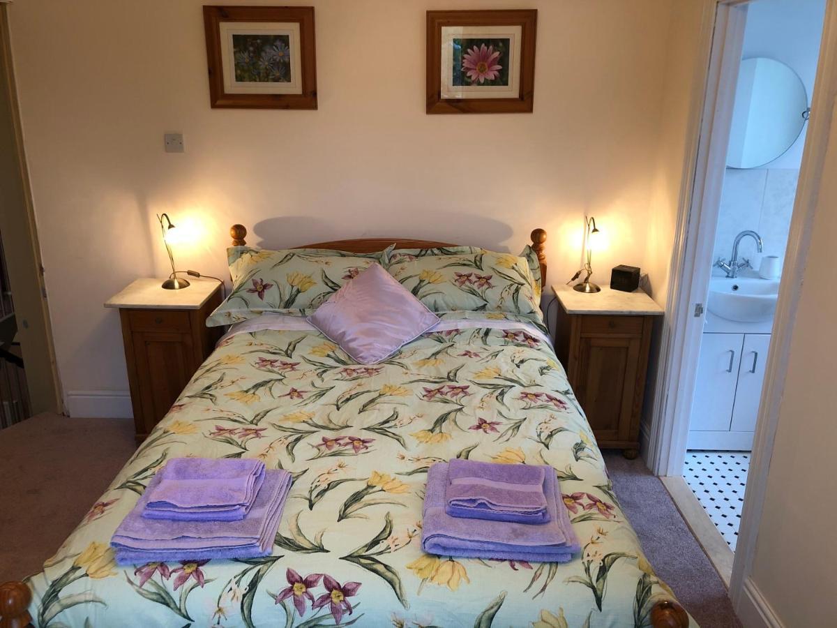 نيوتن أبوت Hartree Guest House المظهر الخارجي الصورة