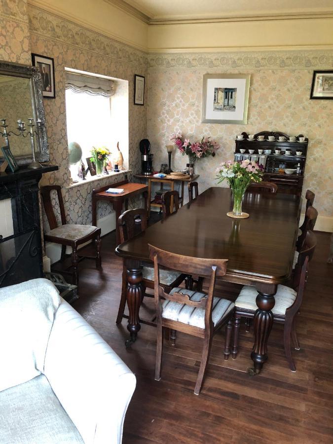 نيوتن أبوت Hartree Guest House المظهر الخارجي الصورة